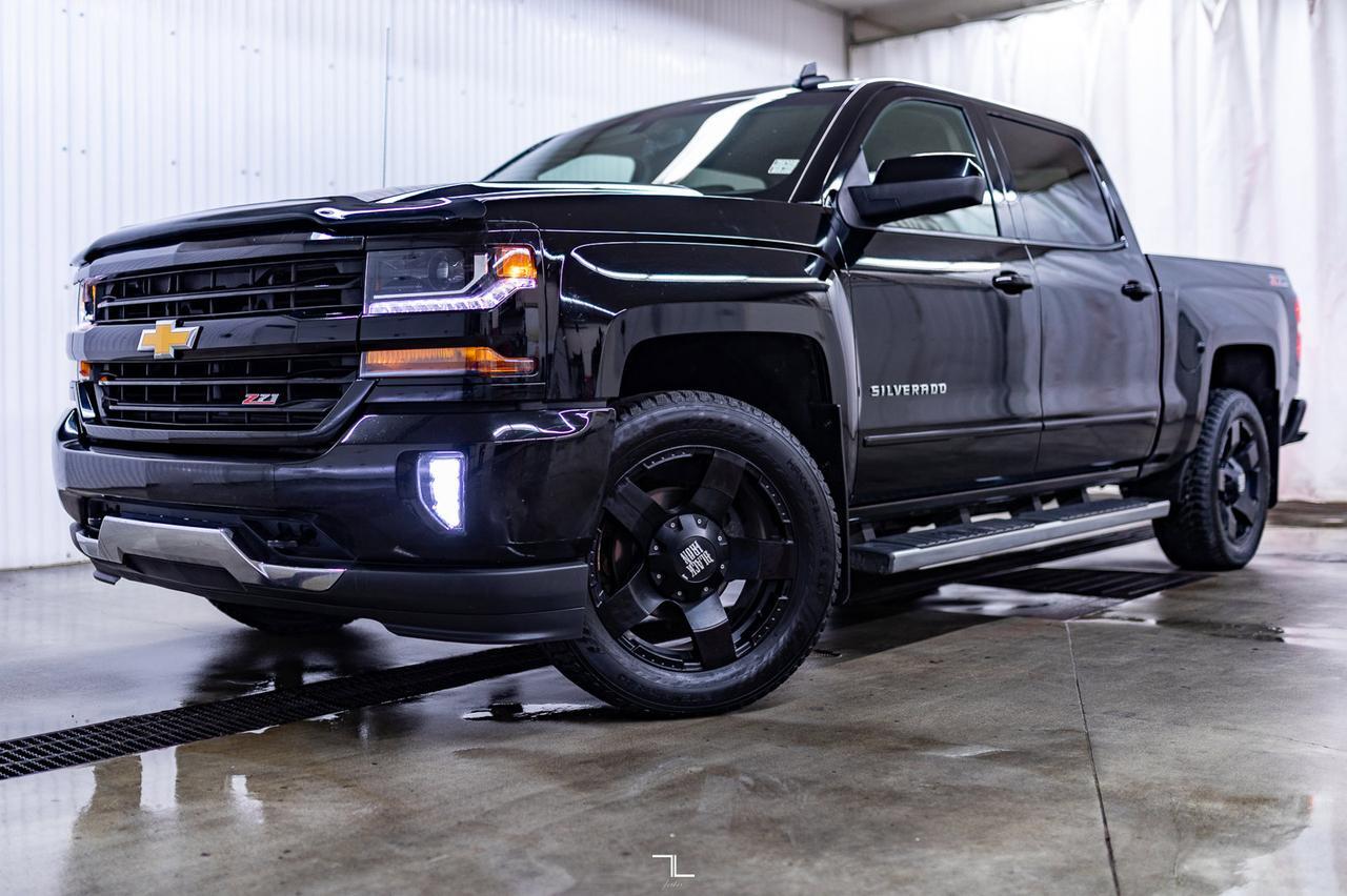 2017 Chevrolet Silverado 1500 4x4 Crew Cab LT Z71 Nav BCam Red Deer AB