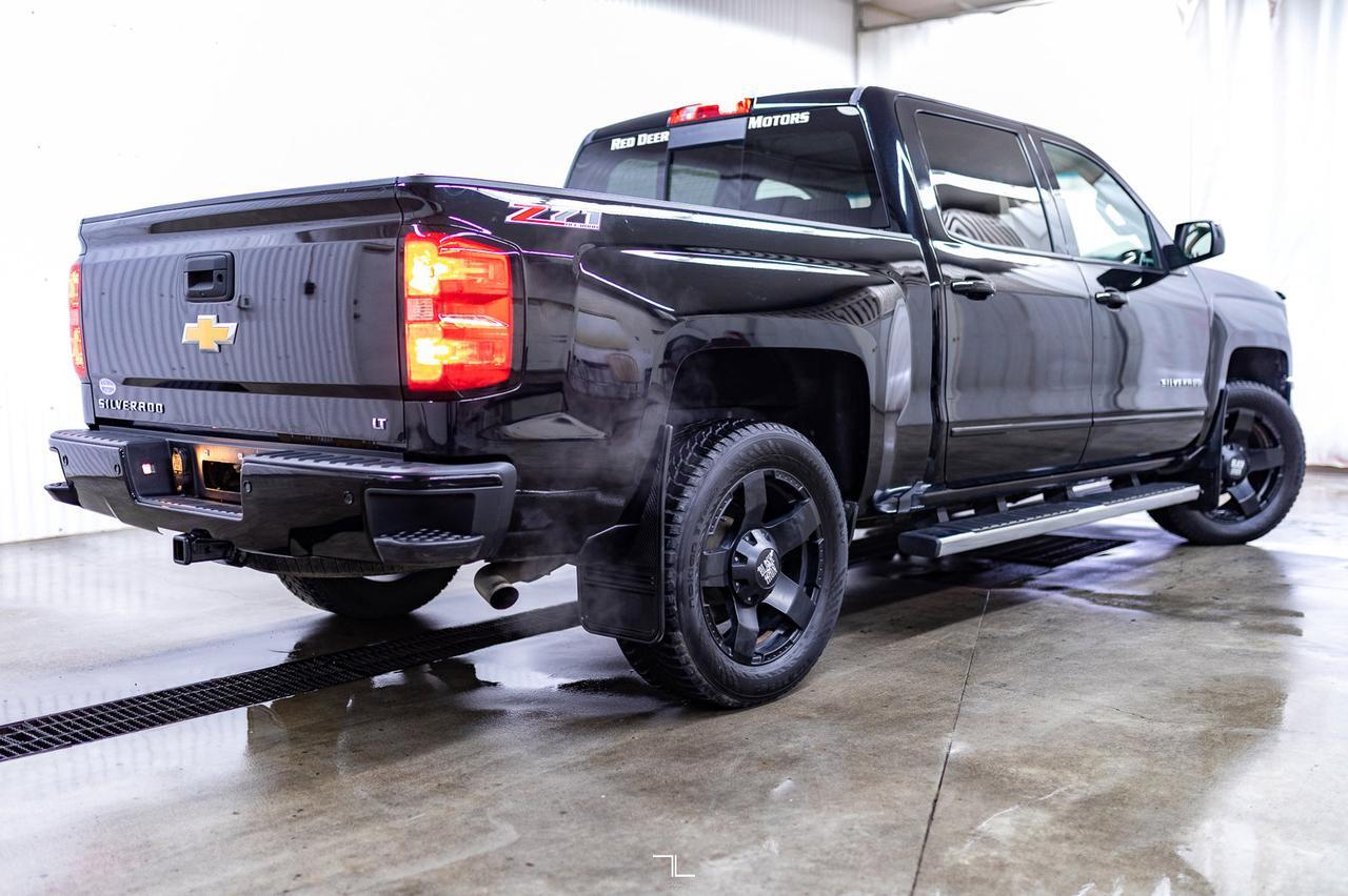 2017 Chevrolet Silverado 1500 4x4 Crew Cab LT Z71 Nav BCam Red Deer AB