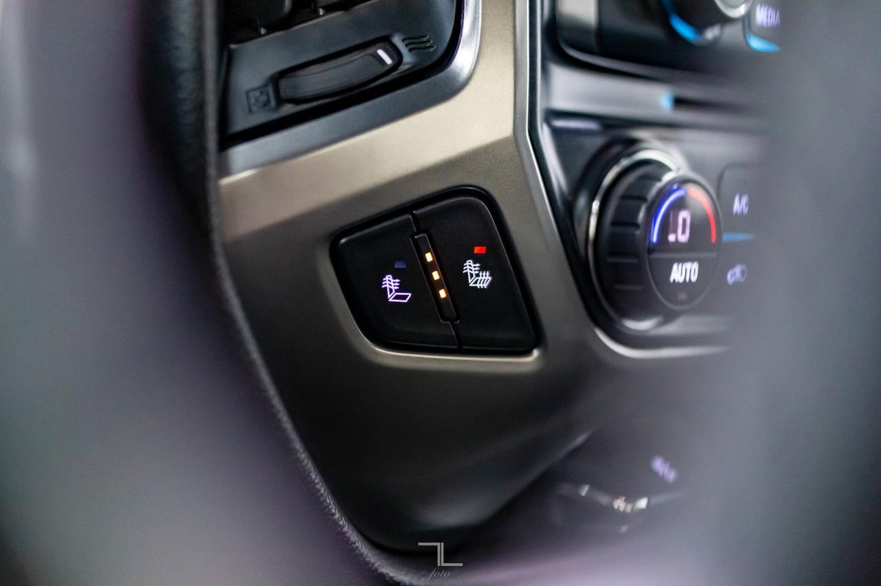 2017 Chevrolet Silverado 1500 4x4 Crew Cab LT Z71 True North Leather Bcam Red Deer AB