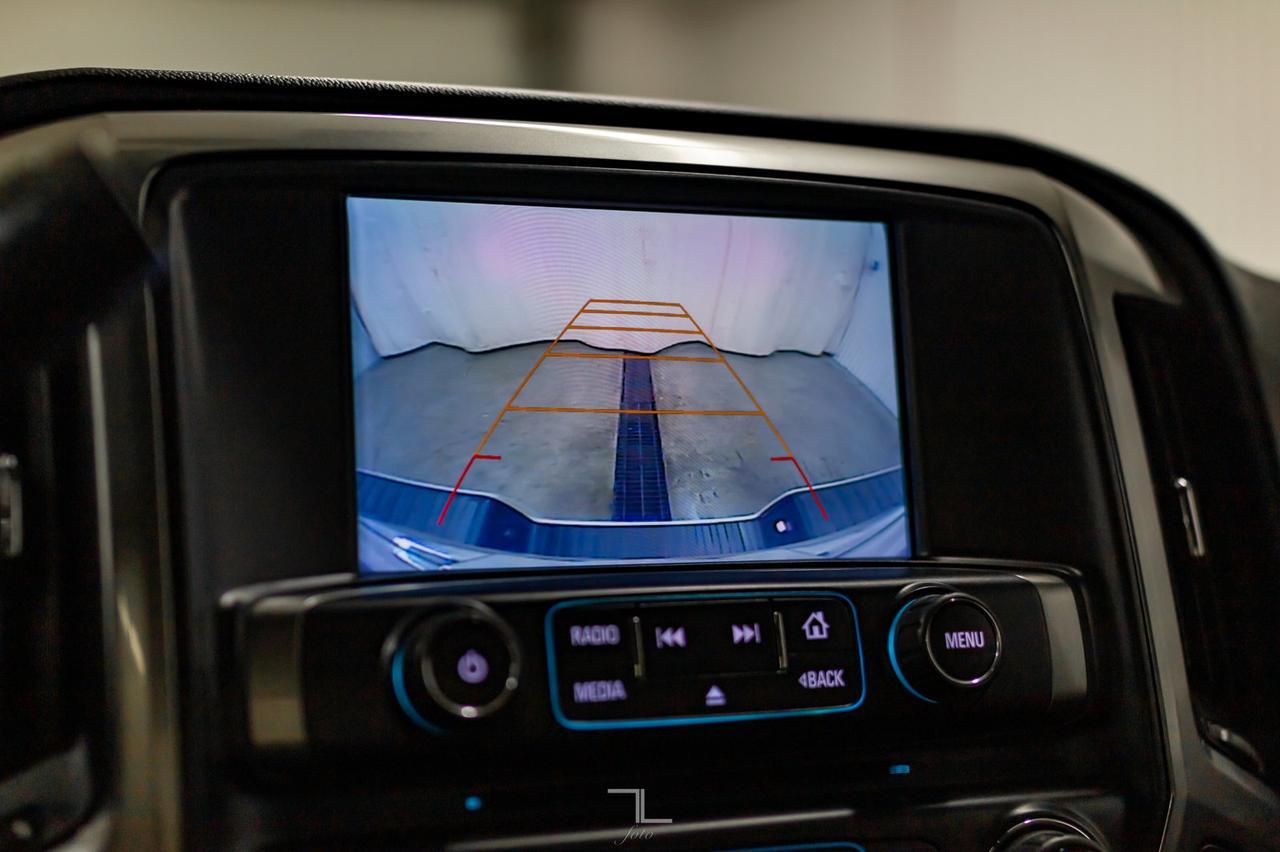 2017 Chevrolet Silverado 1500 4x4 Crew Cab LT Z71 True North Leather Bcam Red Deer AB