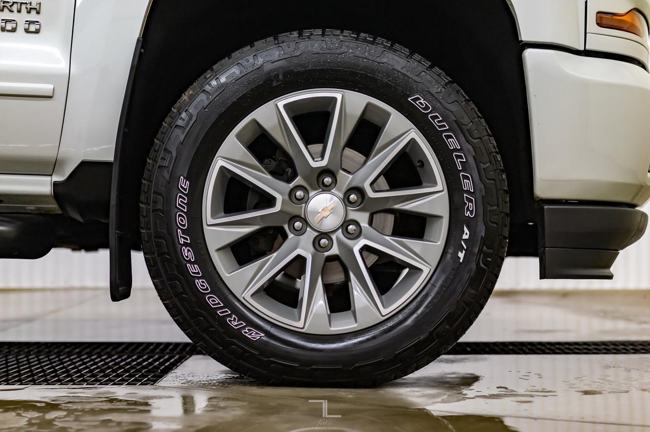 2017 Chevrolet Silverado 1500 4x4 Crew Cab LT Z71 True North Leather Bcam Red Deer AB