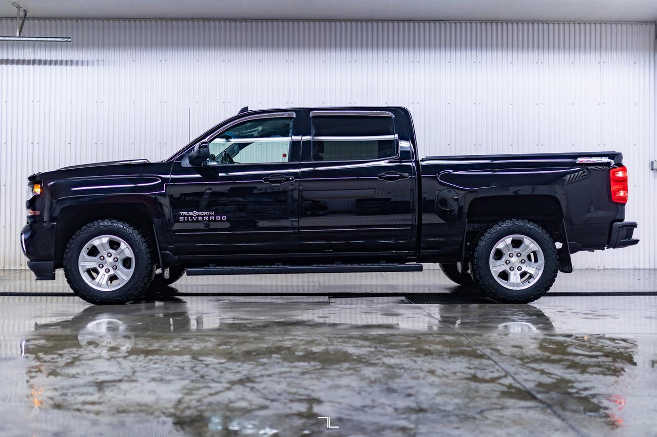 2017 Chevrolet Silverado 1500 4x4 Crew Cab LT Z71 True North PSeat BCam Red Deer AB