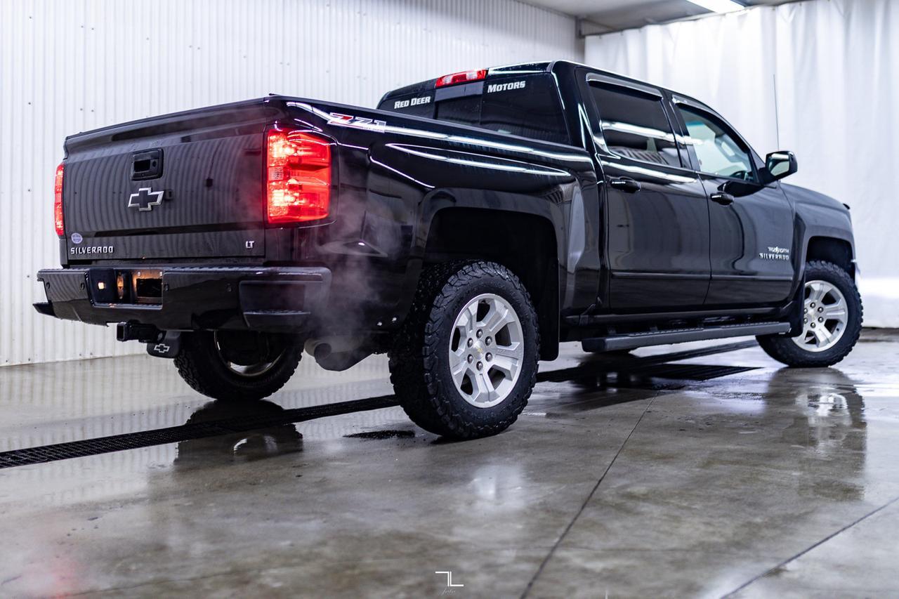 2017 Chevrolet Silverado 1500 4x4 Crew Cab LT Z71 True North PSeat BCam Red Deer AB