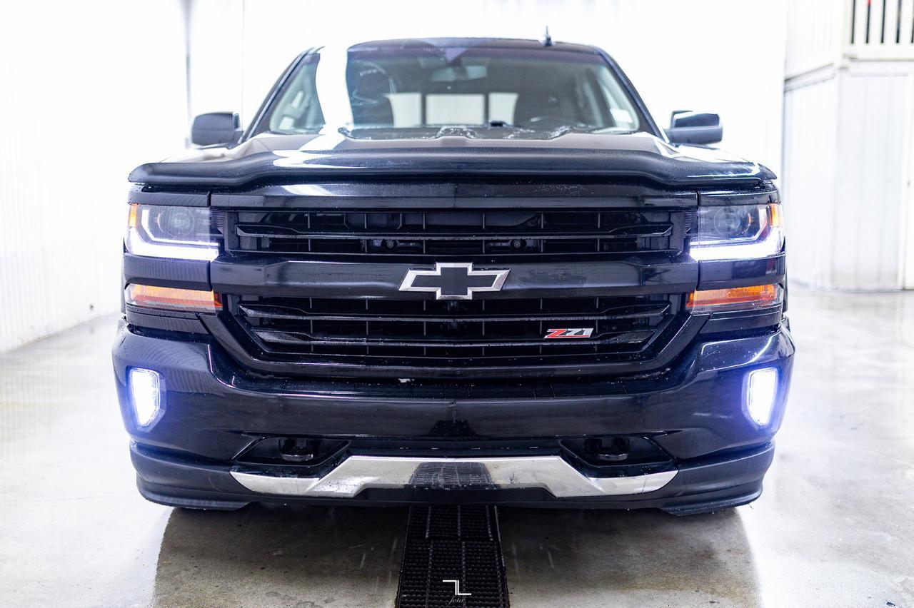 2017 Chevrolet Silverado 1500 4x4 Crew Cab LT Z71 True North PSeat BCam Red Deer AB