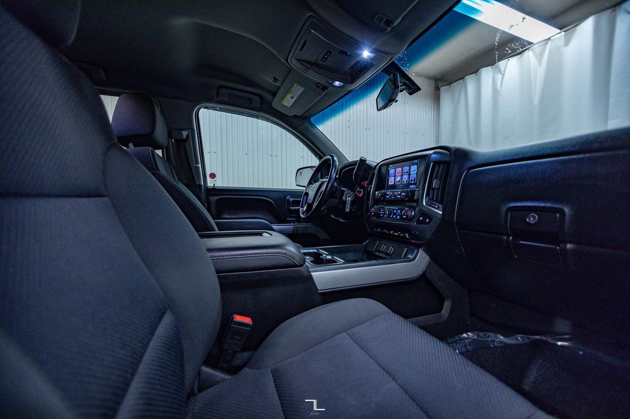 2017 Chevrolet Silverado 1500 4x4 Crew Cab LT Z71 True North PSeat BCam Red Deer AB