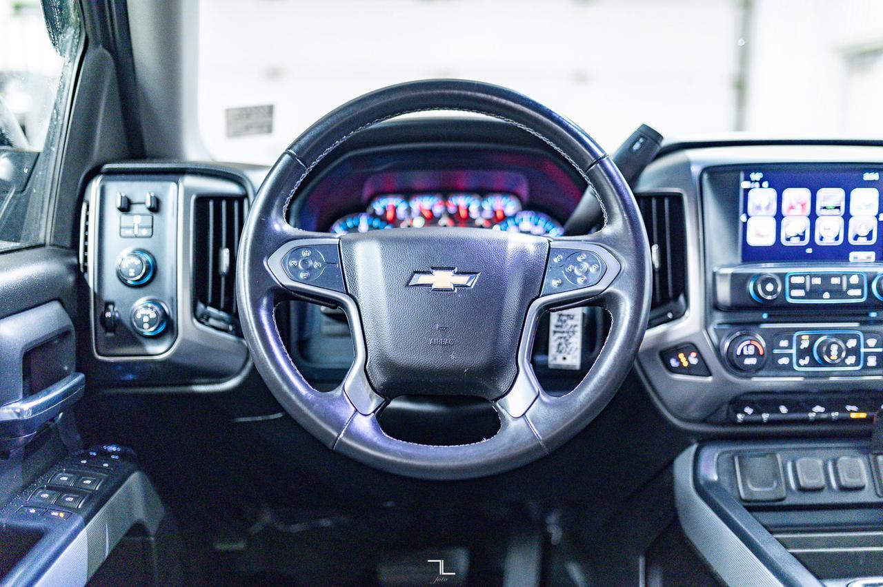 2017 Chevrolet Silverado 1500 4x4 Crew Cab LT Z71 True North PSeat BCam Red Deer AB