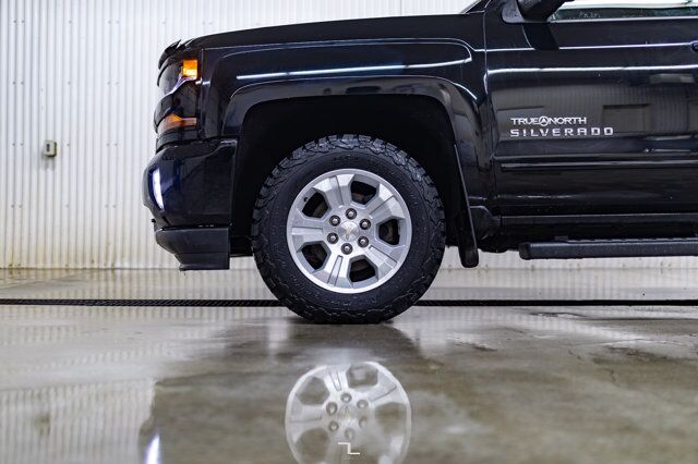 2017 Chevrolet Silverado 1500 4x4 Crew Cab LT Z71 True North PSeat BCam Red Deer AB