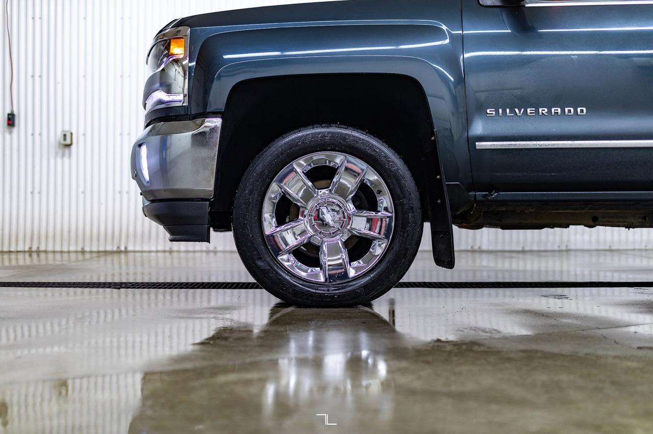 2017 Chevrolet Silverado 1500 4x4 Crew Cab LTZ Longbox Leather Nav BCam Red Deer AB