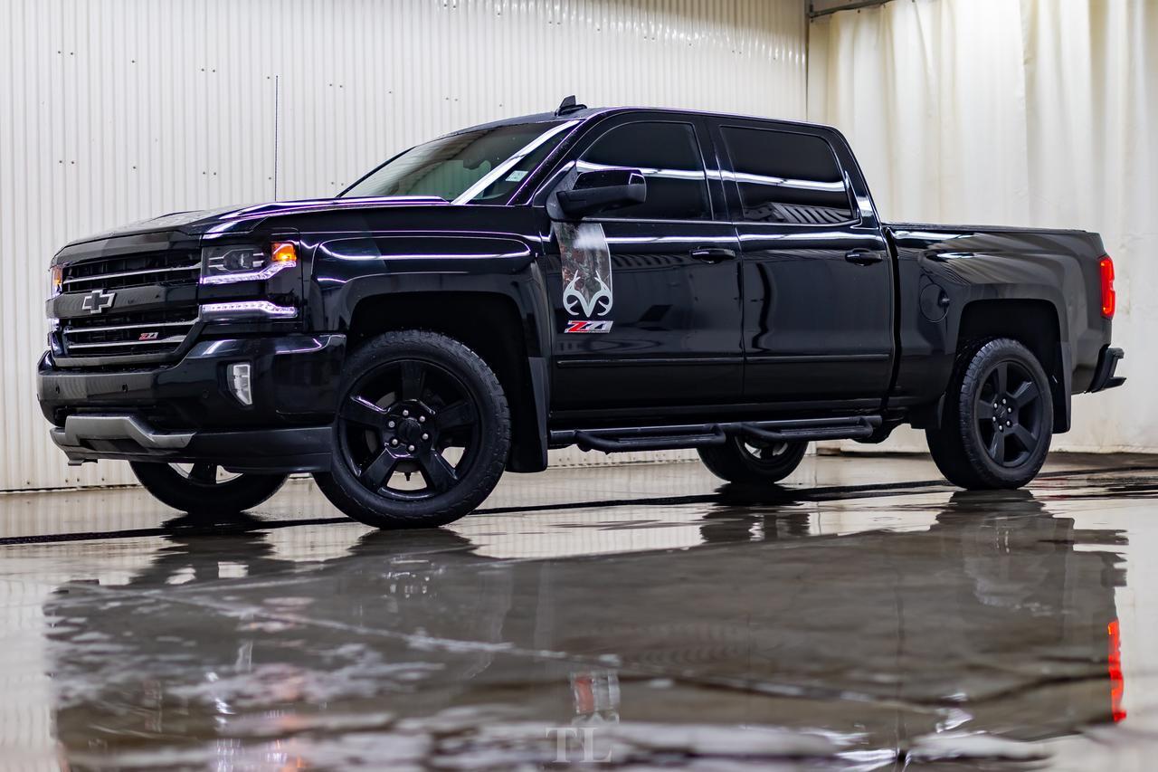 2017 Chevrolet Silverado 1500 4x4 Crew Cab LTZ Real Tree Leather Roof Nav Red Deer AB