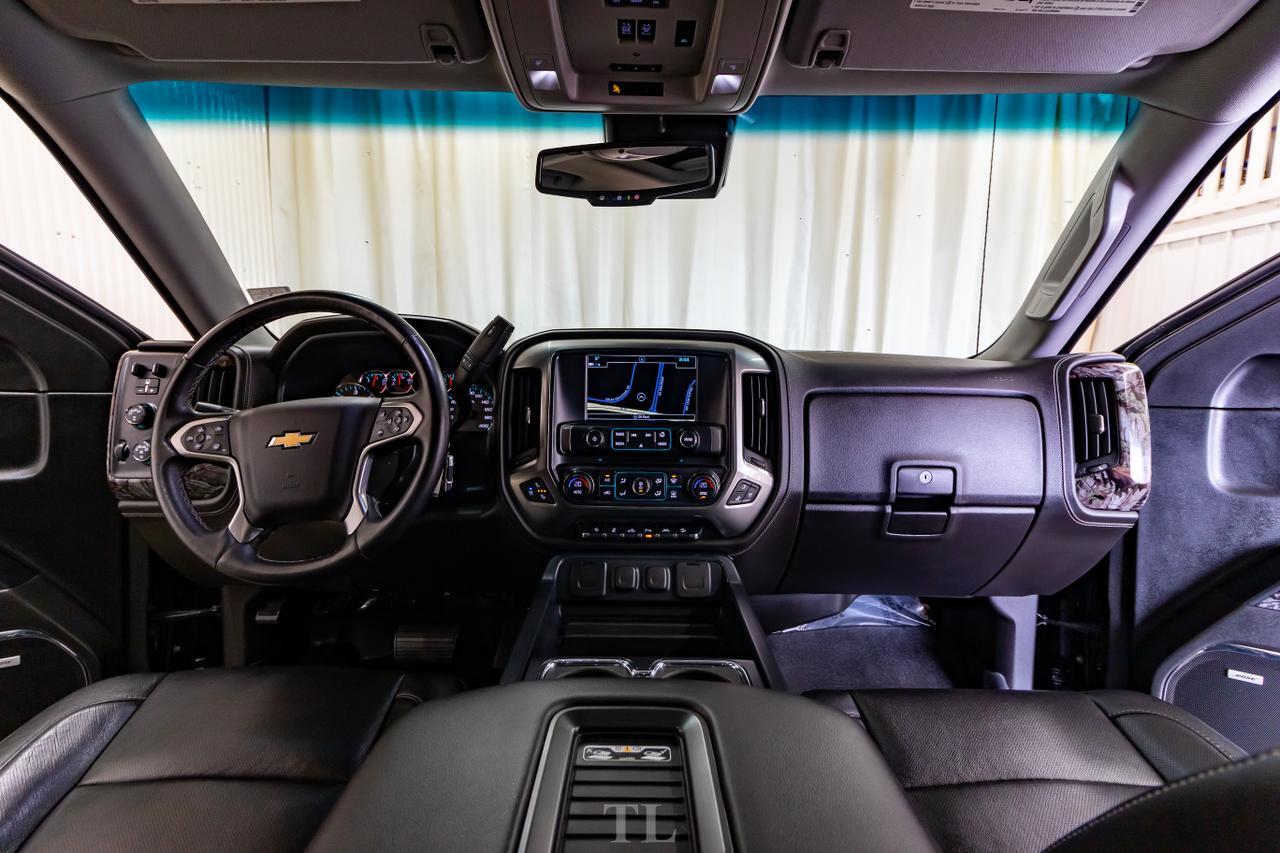 2017 Chevrolet Silverado 1500 4x4 Crew Cab LTZ Real Tree Leather Roof Nav Red Deer AB