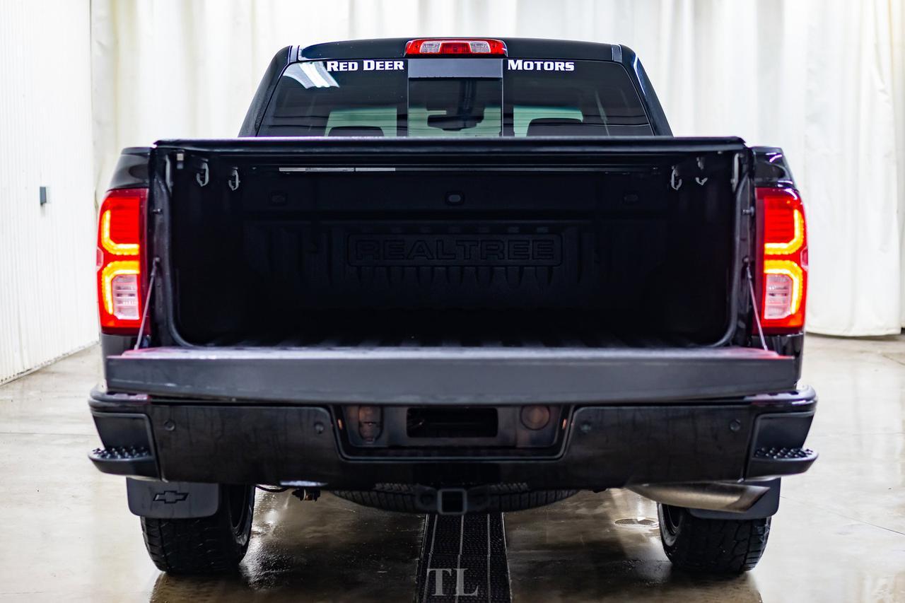 2017 Chevrolet Silverado 1500 4x4 Crew Cab LTZ Real Tree Leather Roof Nav Red Deer AB