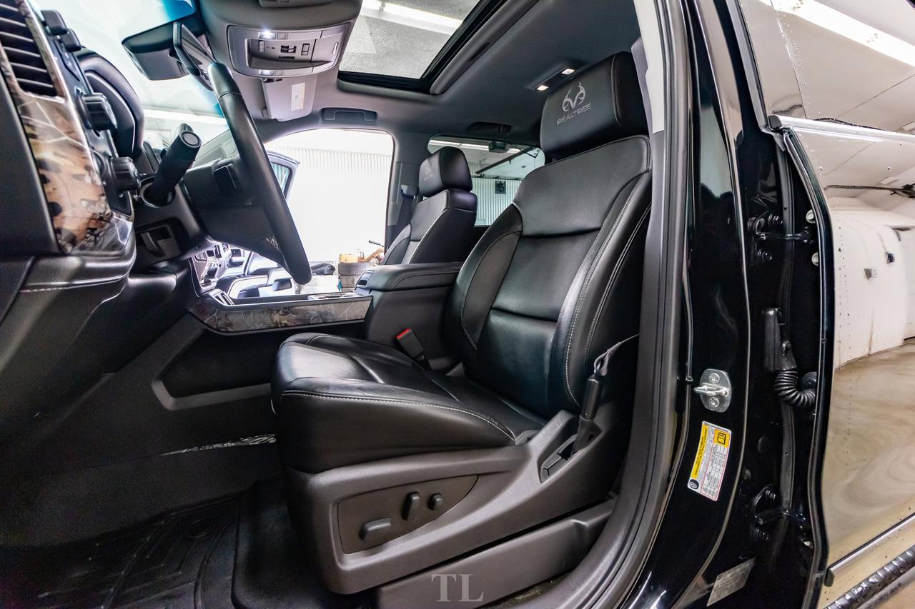 2017 Chevrolet Silverado 1500 4x4 Crew Cab LTZ Real Tree Leather Roof Nav Red Deer AB