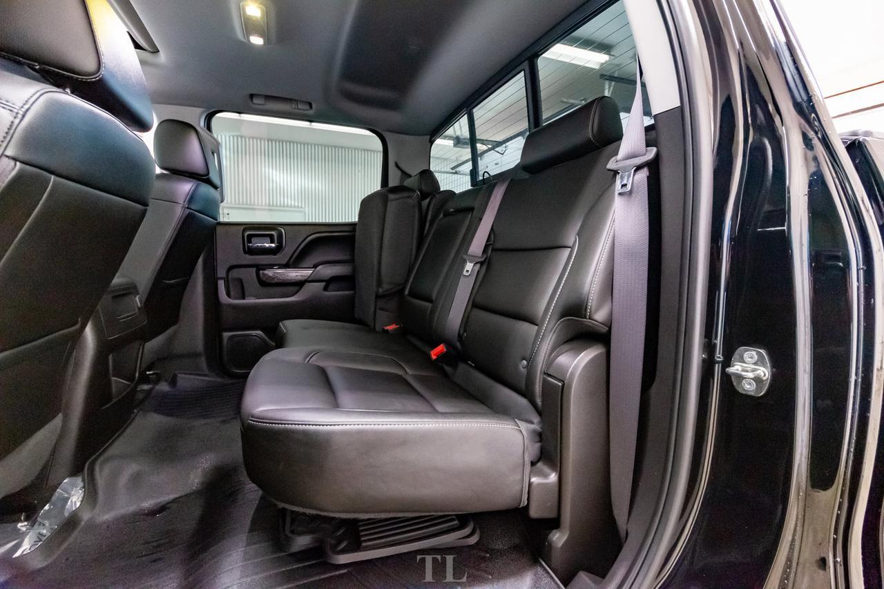 2017 Chevrolet Silverado 1500 4x4 Crew Cab LTZ Real Tree Leather Roof Nav Red Deer AB