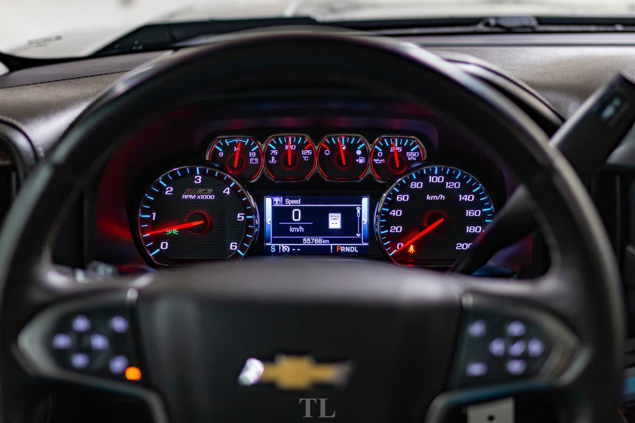 2017 Chevrolet Silverado 1500 4x4 Crew Cab LTZ Real Tree Leather Roof Nav Red Deer AB