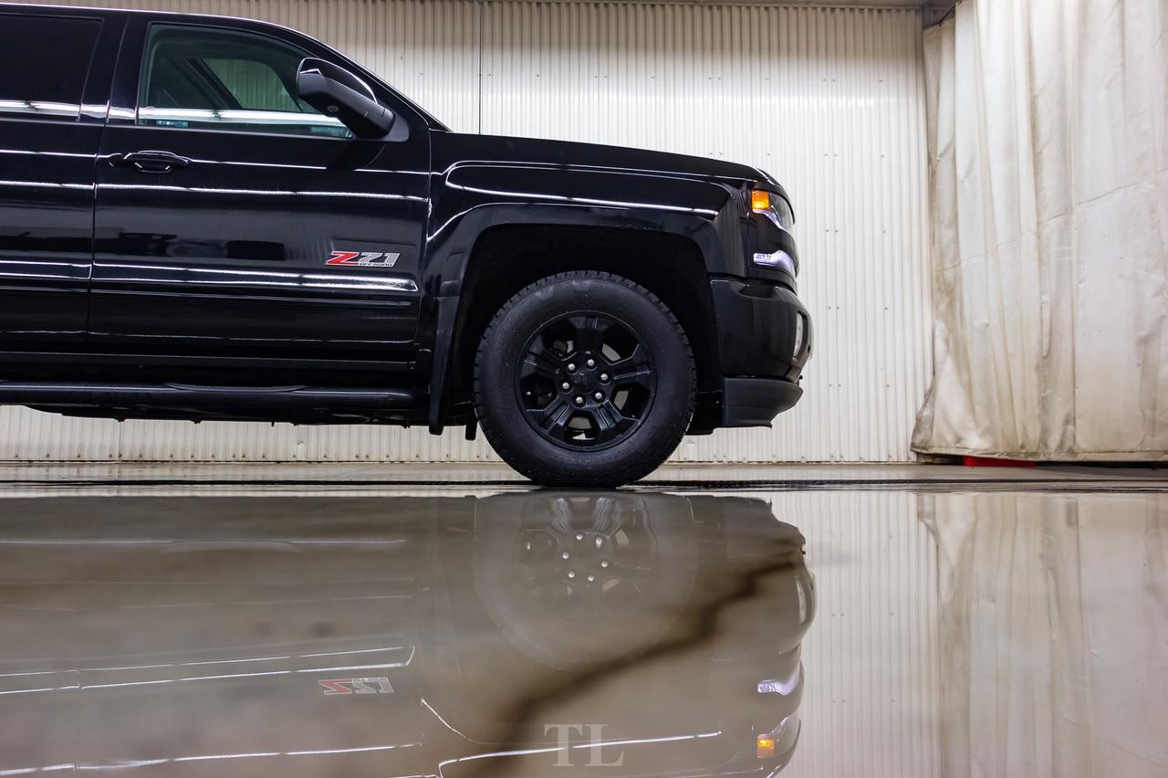 2017 Chevrolet Silverado 1500 4x4 Crew Cab LTZ Z71 Leather Roof BCam Red Deer AB