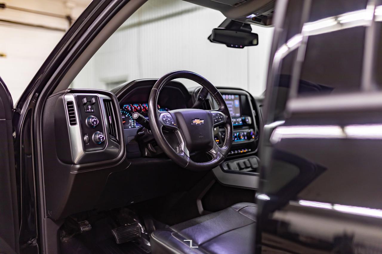 2017 Chevrolet Silverado 1500 4x4 Crew Cab LTZ Z71 Leather Roof Nav 6" Lift Red Deer AB