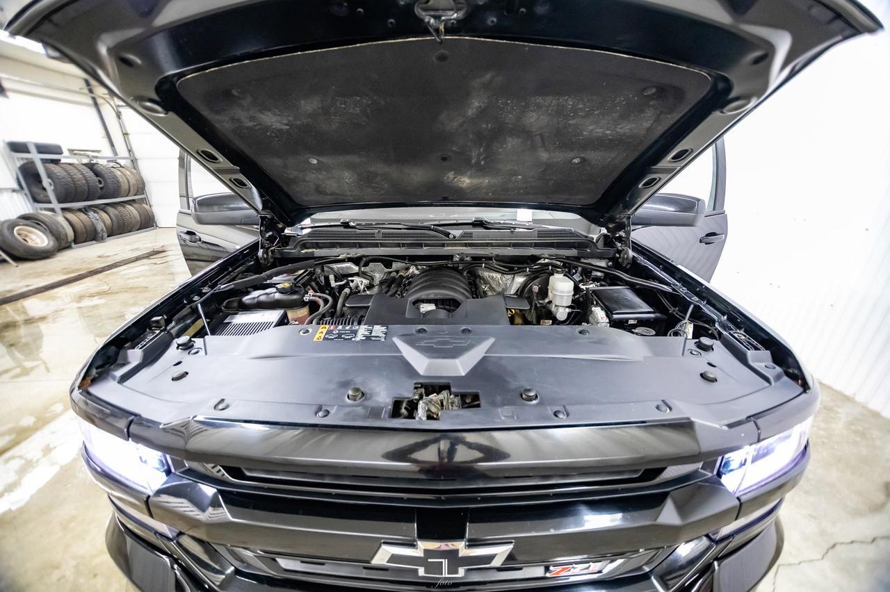 2017 Chevrolet Silverado 1500 4x4 Crew Cab LTZ Z71 Leather Roof Nav 6" Lift Red Deer AB