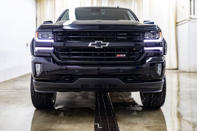 2017 Chevrolet Silverado 1500 4x4 Crew Cab LTZ Z71 Leather Roof Nav 6&quot; Lift Red Deer AB