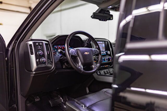 2017 Chevrolet Silverado 1500 4x4 Crew Cab LTZ Z71 Leather Roof Nav 6&quot; Lift Red Deer AB