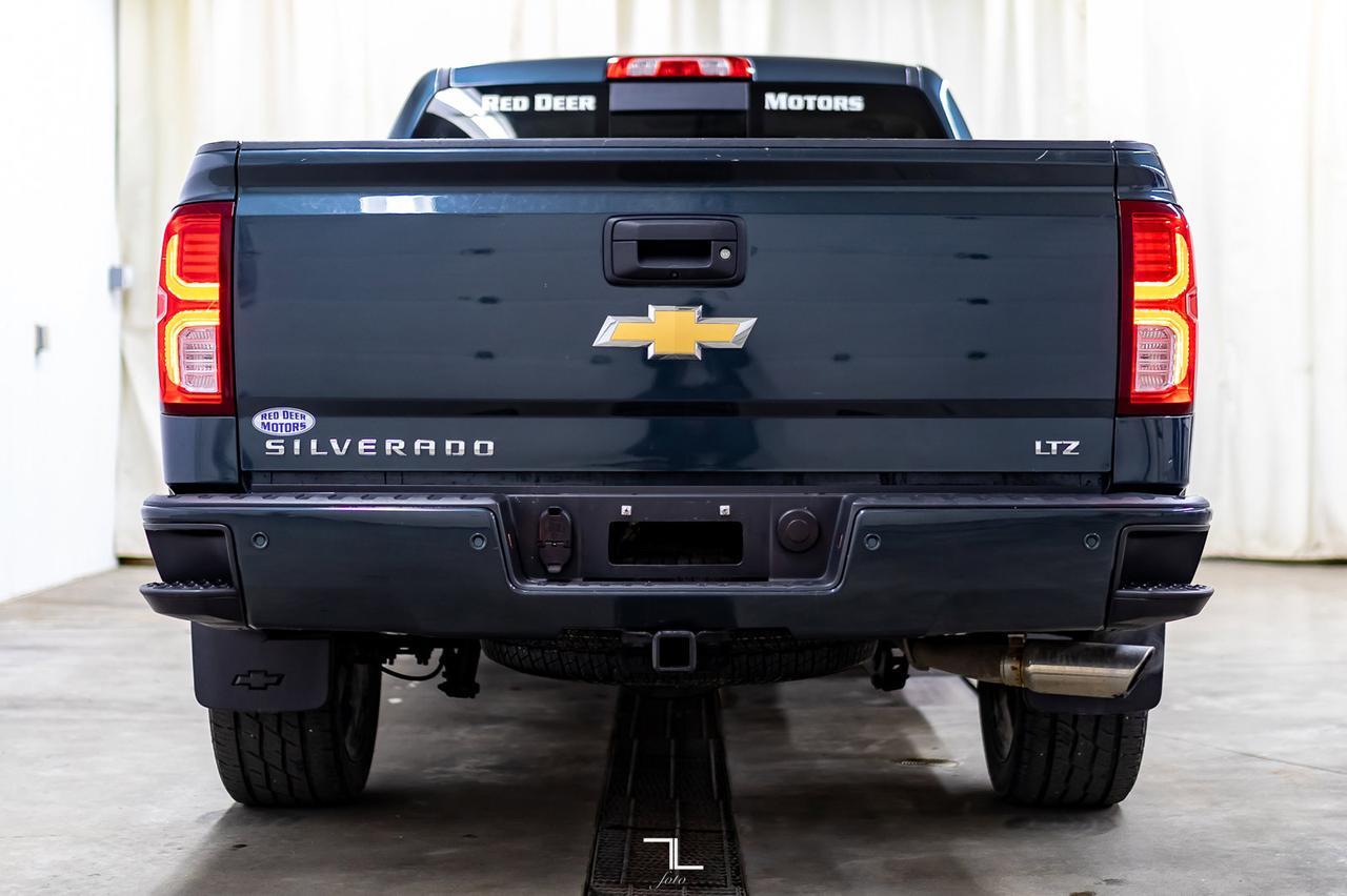 2017 Chevrolet Silverado 1500 4x4 Crew Cab LTZ Z71 Leather Roof Nav Red Deer AB