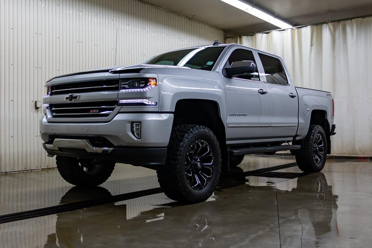 2017 Chevrolet Silverado 1500 4x4 Crew Cab LTZ Z71 Lift Leather Roof Nav Red Deer AB