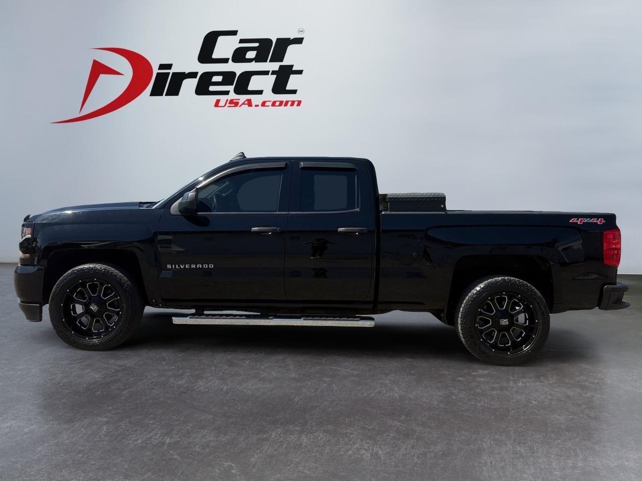 2017 Chevrolet Silverado 1500 Custom, HUSKY BED TOOL BOX, RUNNING BOARDS, TOW PACKAGE, BACKUP CAMERA, REMOTE START, CUSTOM XD SERIES WHEELS, BACK TAILGATE LIGHT BAR, LOW MILES, CLEAN CARFAX, CRUISE THE ROAD IN THIS CUSTOM CHEVY! Virginia Beach VA