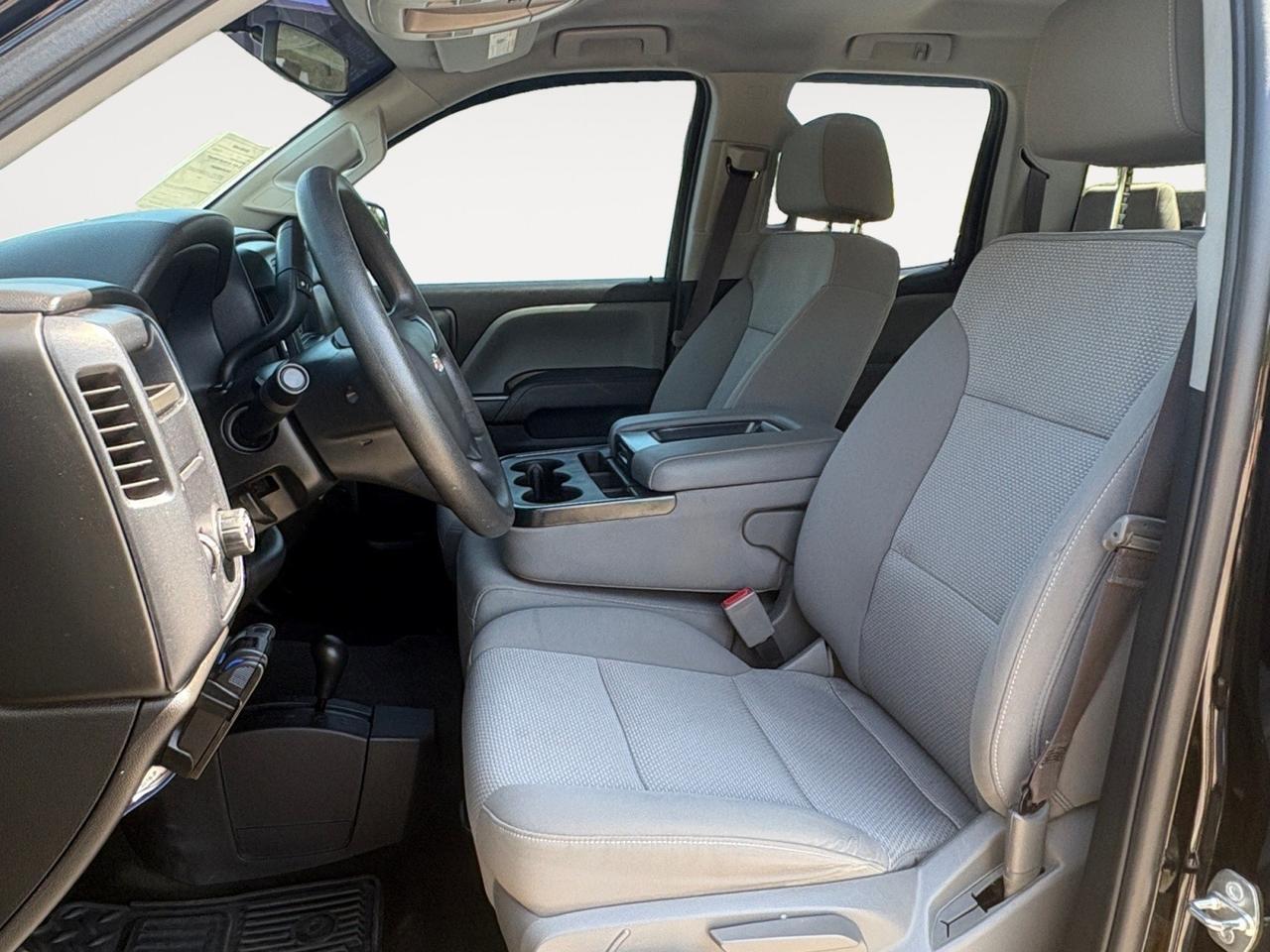 2017 Chevrolet Silverado 1500 Custom, HUSKY BED TOOL BOX, RUNNING BOARDS, TOW PACKAGE, BACKUP CAMERA, REMOTE START, CUSTOM XD SERIES WHEELS, BACK TAILGATE LIGHT BAR, LOW MILES, CLEAN CARFAX, CRUISE THE ROAD IN THIS CUSTOM CHEVY! Virginia Beach VA