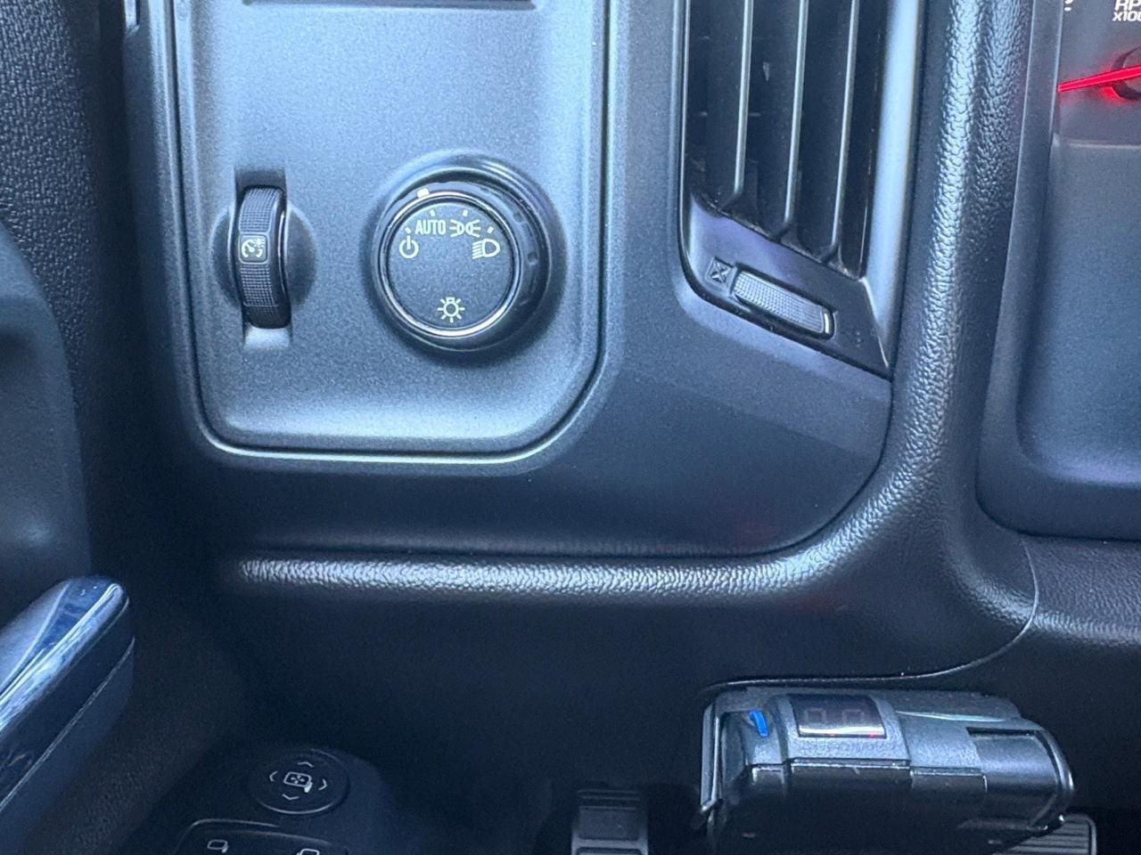 2017 Chevrolet Silverado 1500 Custom, HUSKY BED TOOL BOX, RUNNING BOARDS, TOW PACKAGE, BACKUP CAMERA, REMOTE START, CUSTOM XD SERIES WHEELS, BACK TAILGATE LIGHT BAR, LOW MILES, CLEAN CARFAX, CRUISE THE ROAD IN THIS CUSTOM CHEVY! Virginia Beach VA