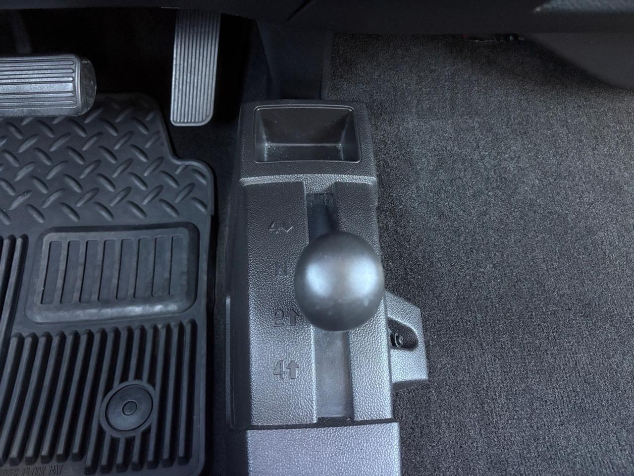 2017 Chevrolet Silverado 1500 Custom, HUSKY BED TOOL BOX, RUNNING BOARDS, TOW PACKAGE, BACKUP CAMERA, REMOTE START, CUSTOM XD SERIES WHEELS, BACK TAILGATE LIGHT BAR, LOW MILES, CLEAN CARFAX, CRUISE THE ROAD IN THIS CUSTOM CHEVY! Virginia Beach VA