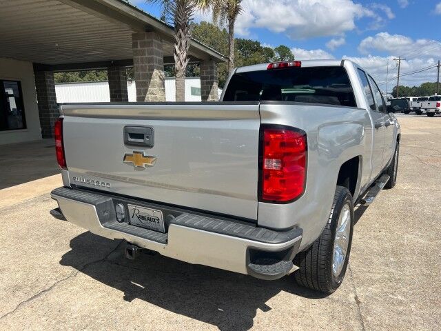 2017 Chevrolet Silverado 1500 Custom photo 6