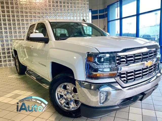 2017 Chevrolet Silverado 1500 Double Cab LT Pickup 4D 6 1/2 ft