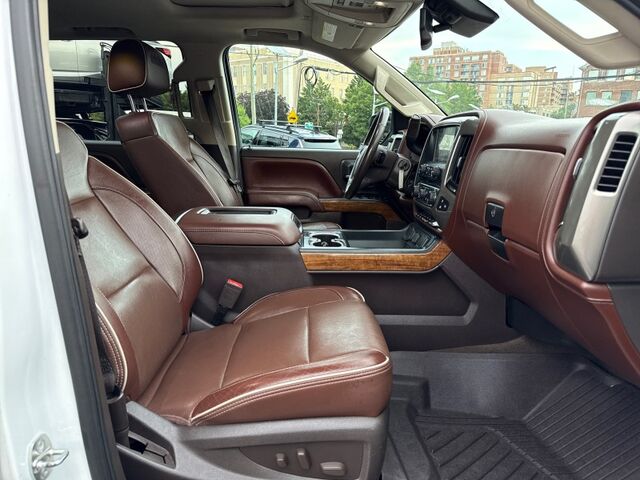 2017 Chevrolet Silverado 1500 High Country Crew Cab 4WD Arlington VA