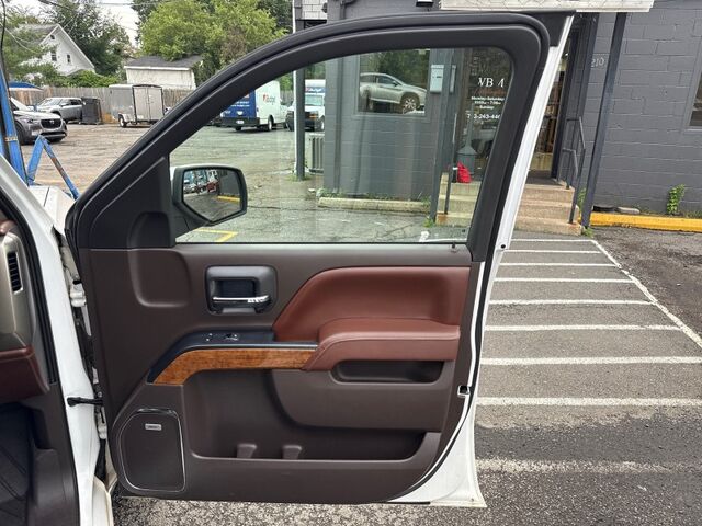 2017 Chevrolet Silverado 1500 High Country Crew Cab 4WD Arlington VA