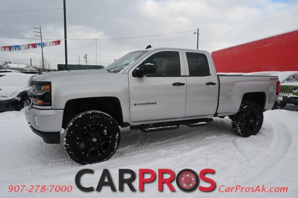 2017 Chevrolet Silverado 1500 LT - 4X4 - Z-71 - Double Cab - Custom Lift - Remote Start - Bluetooth - Backup Camera - Bedliner - Running Boards - Tow Pkg