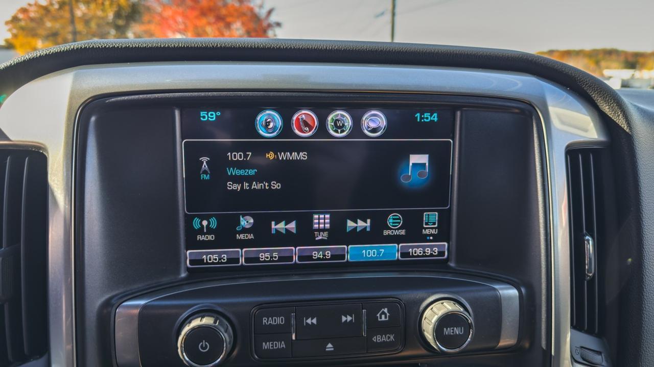 2017 Chevrolet Silverado 1500 LT 4WD Crew Cab Tallmadge OH