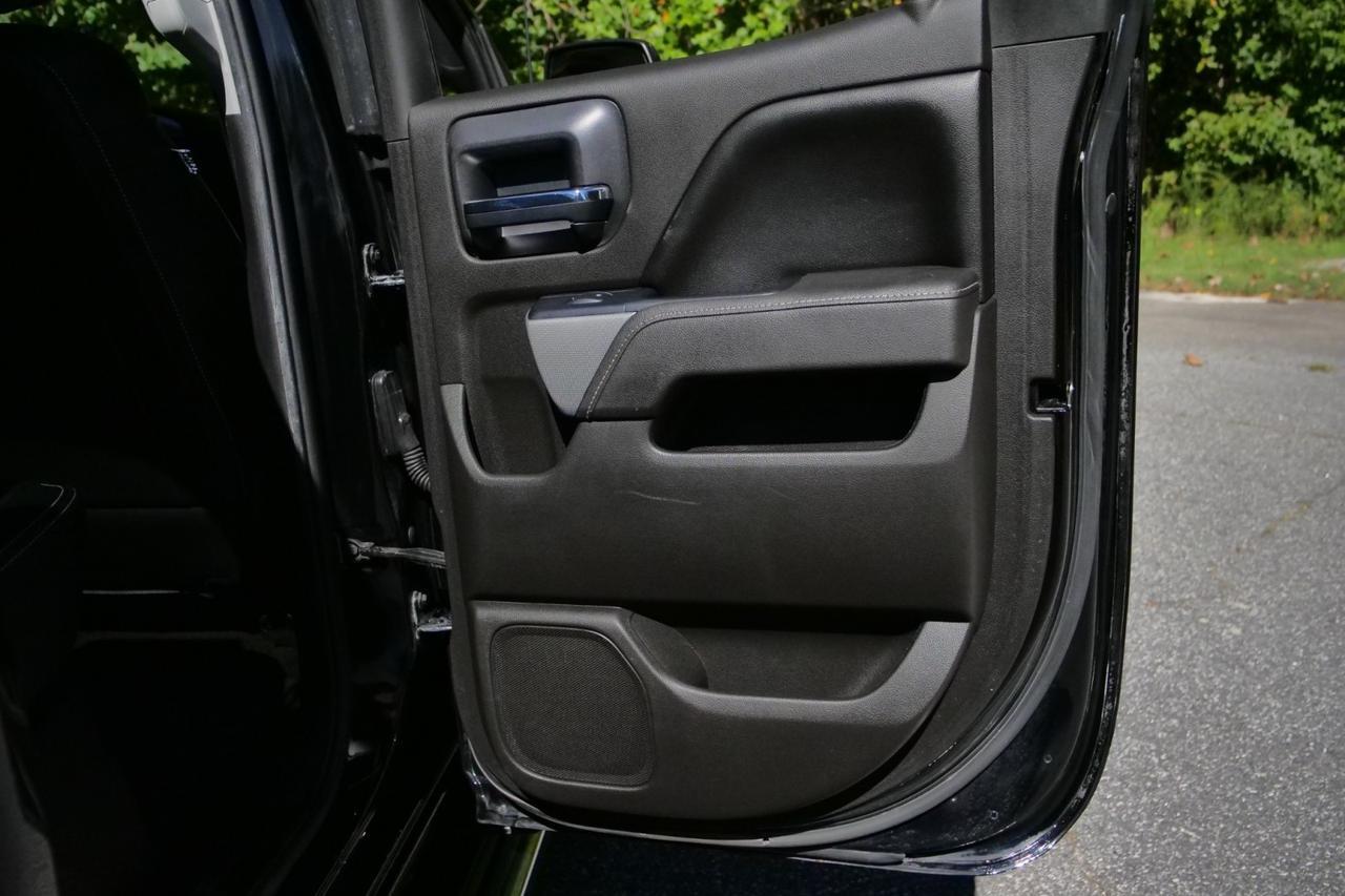 2017 Chevrolet Silverado 1500 LT 4X4 / All Star Edition / 5.3L V8 High Point NC