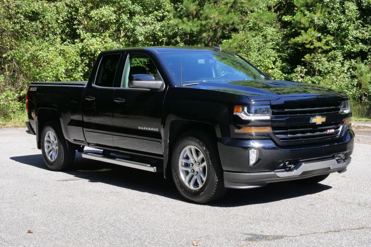 2017 Chevrolet Silverado 1500 LT 4X4 / All Star Edition / 5.3L V8 High Point NC