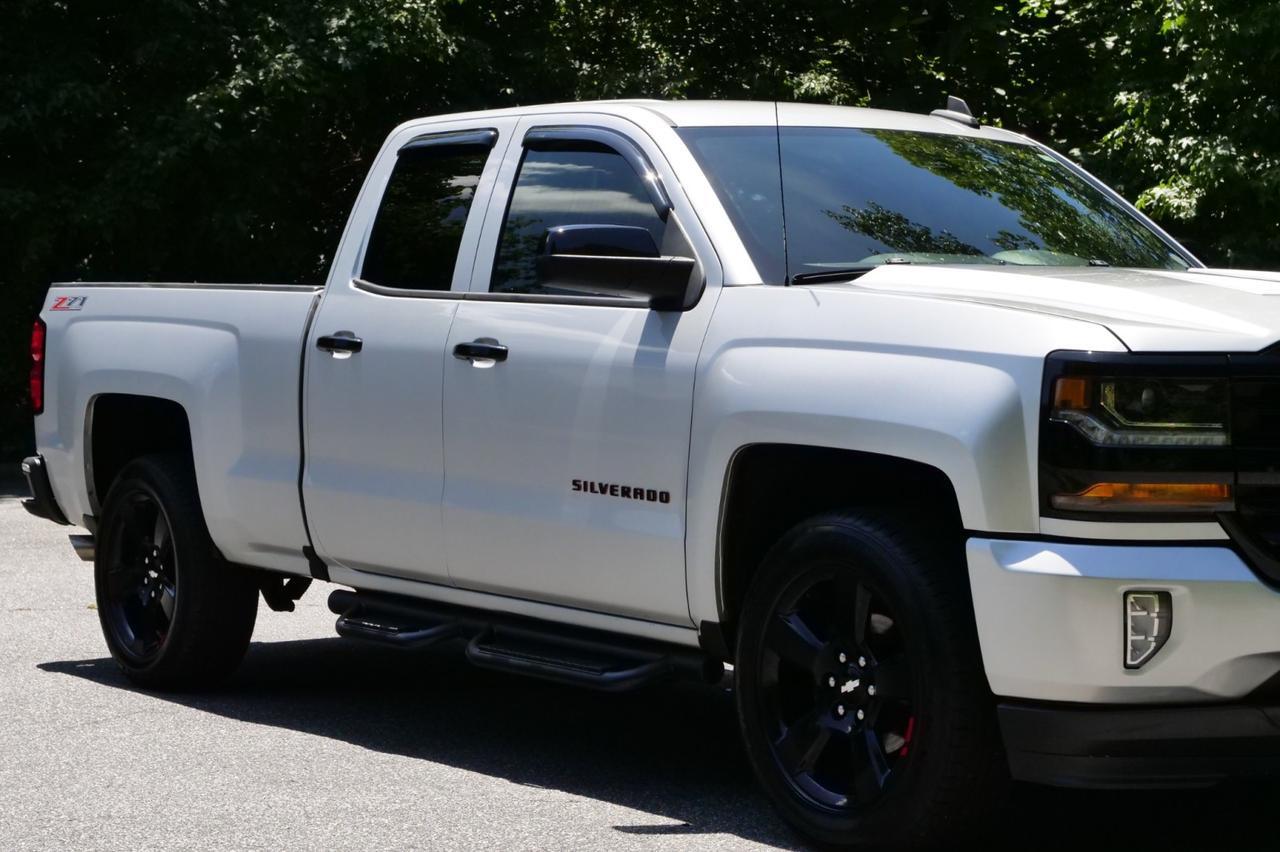 2017 Chevrolet Silverado 1500 LT 4X4 / Redline Edition / 5.3L V8! Lincolnton NC