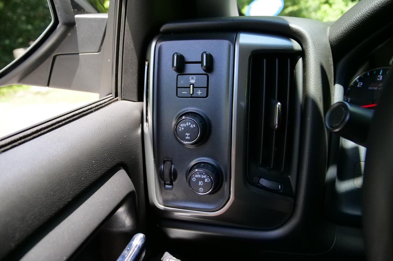 2017 Chevrolet Silverado 1500 LT 4X4 / Redline Edition / 5.3L V8! Lincolnton NC