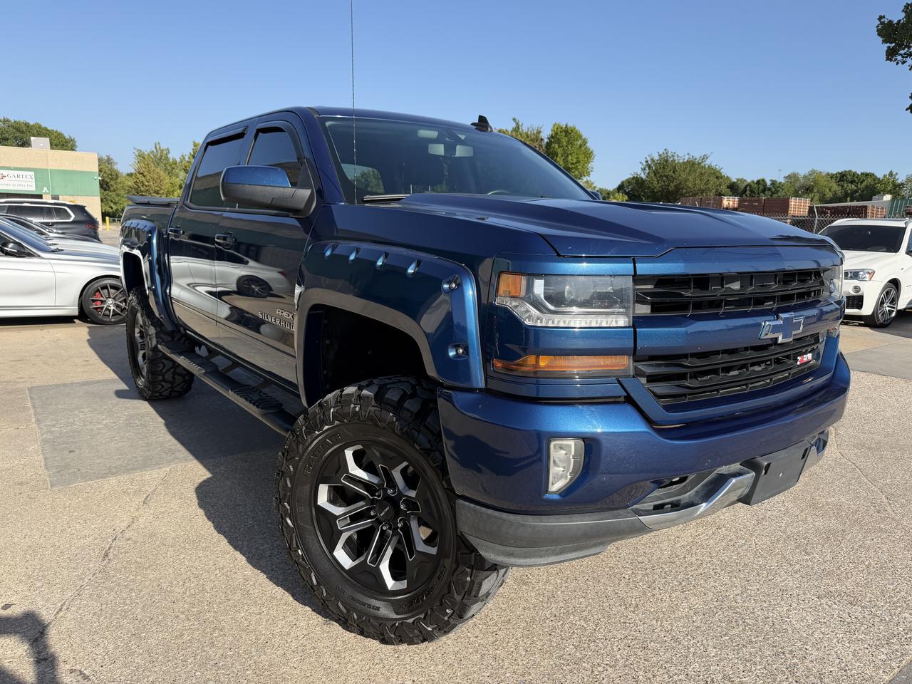 2017 Chevrolet Silverado 1500 LT ALL STAR EDITION.PLUSPCKG.NAV.  6" LIFT. 20" CUSTOM WHEELS. 37" TIRES. RARE APEX EDITION. Dallas TX