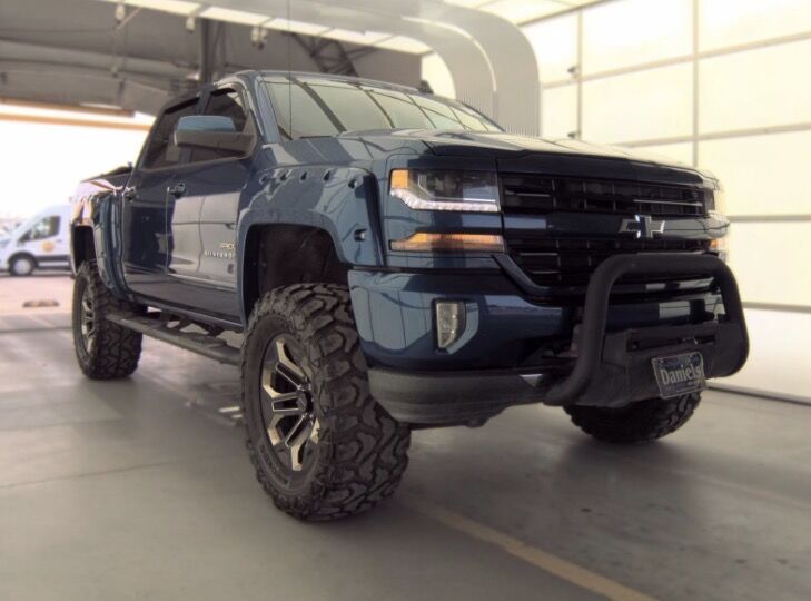 2017 Chevrolet Silverado 1500 LT ALL STAR EDITION.PLUSPCKG.NAV.  6" LIFT. 20" CUSTOM WHEELS. 37" TIRES. RARE APEX EDITION. Dallas TX