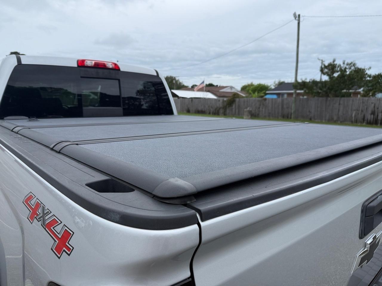 2017 Chevrolet Silverado 1500 LT, HEATED SEATS, UNIVERSAL GARAGE DOOR OPENER, TOW HOOKS, 4X4, BED LINER ,TONNEAU COVER, SLIDING REAR WINDOW, REAR BUMPER STEP, BACKUP CAMERA, POWER MIRRORS, COME AND TEST DRIVE THIS TRUCK TODAY! Norfolk VA