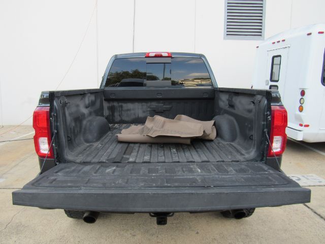 2017 Chevrolet Silverado 1500 LTZ Crew Cab 4WD Plano TX