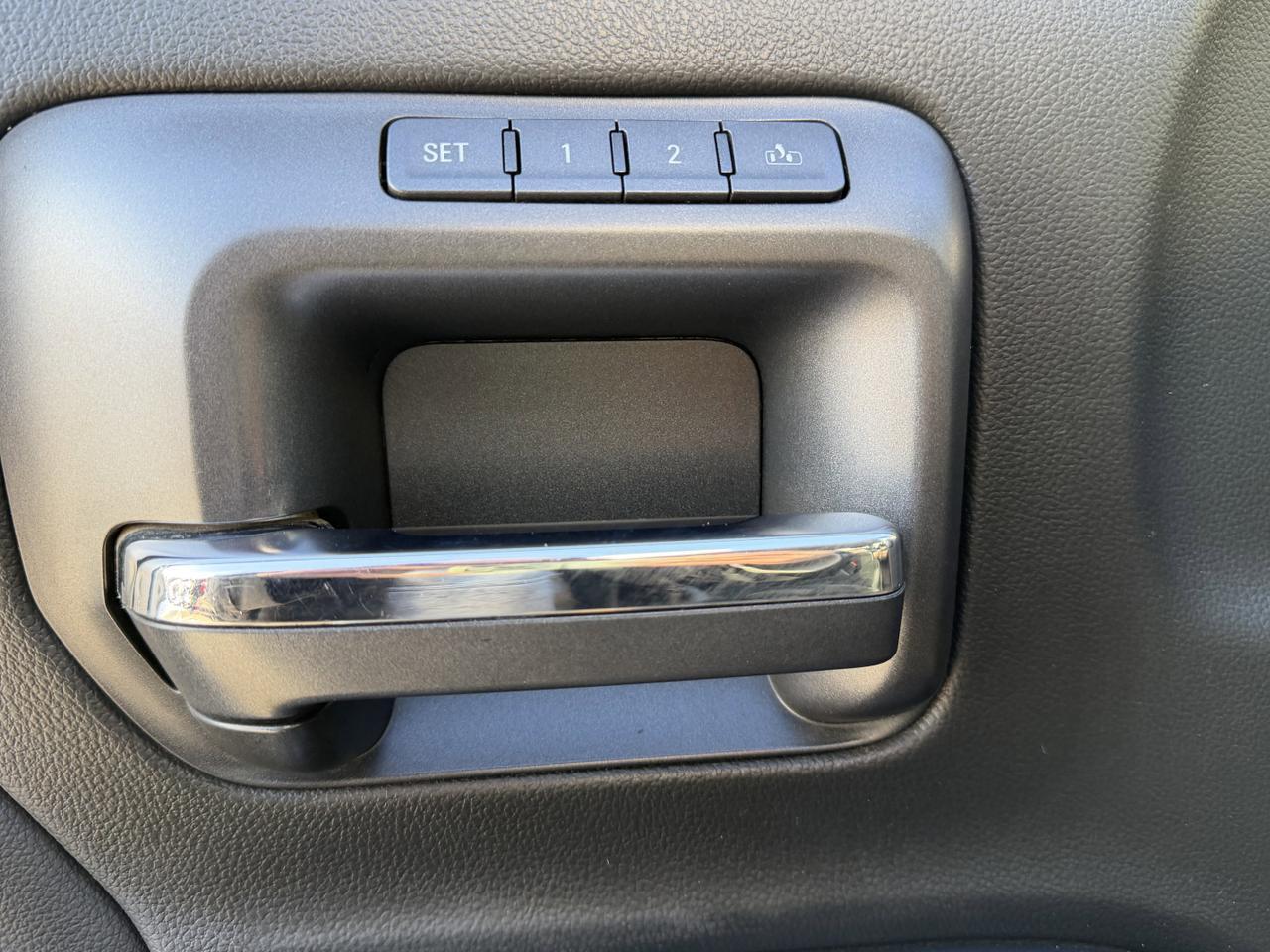 2017 Chevrolet Silverado 1500 LTZ Extended Cab 4WD | V8 | Leather | Heated Seats | Remote Start | Backup Camera Redwater AB