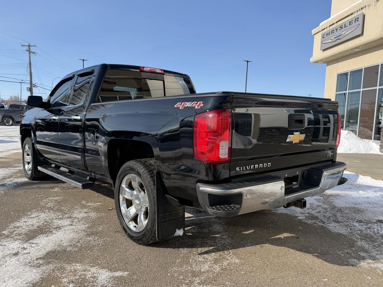 2017 Chevrolet Silverado 1500 LTZ Extended Cab 4WD | V8 | Leather | Heated Seats | Remote Start | Backup Camera Redwater AB