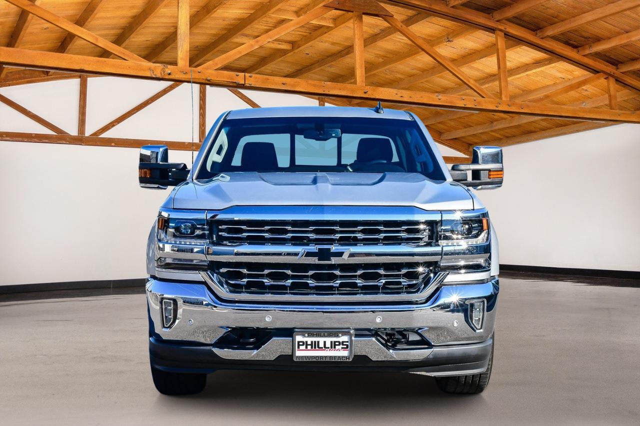 2017 Chevrolet Silverado 1500 LTZ photo 4