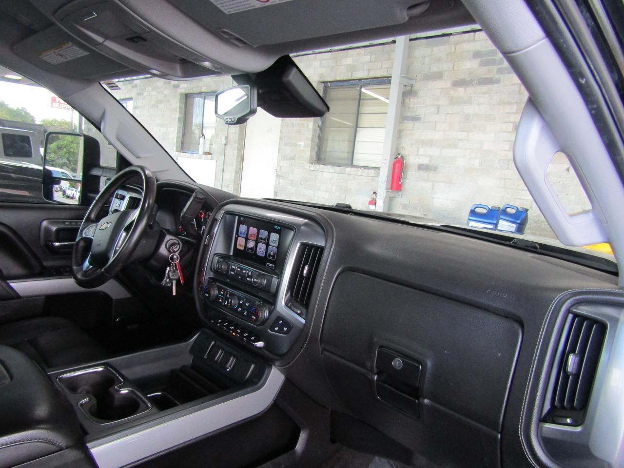 2017 Chevrolet Silverado 2500HD 4WD Crew Cab 153.7 LTZ Grand Prairie TX