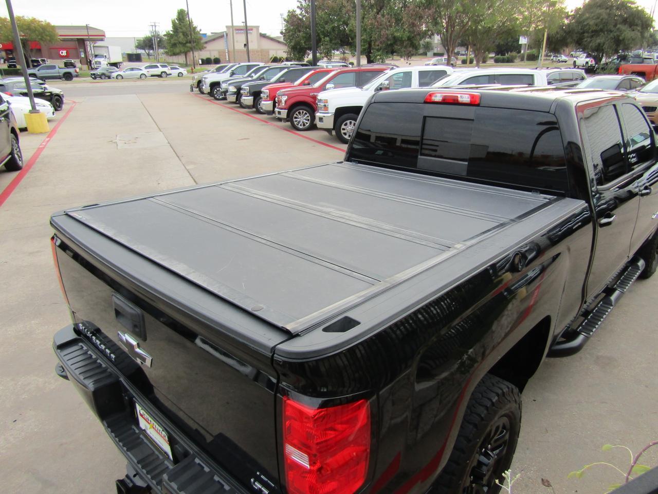 2017 Chevrolet Silverado 2500HD 4WD Crew Cab 153.7 LTZ Grand Prairie TX