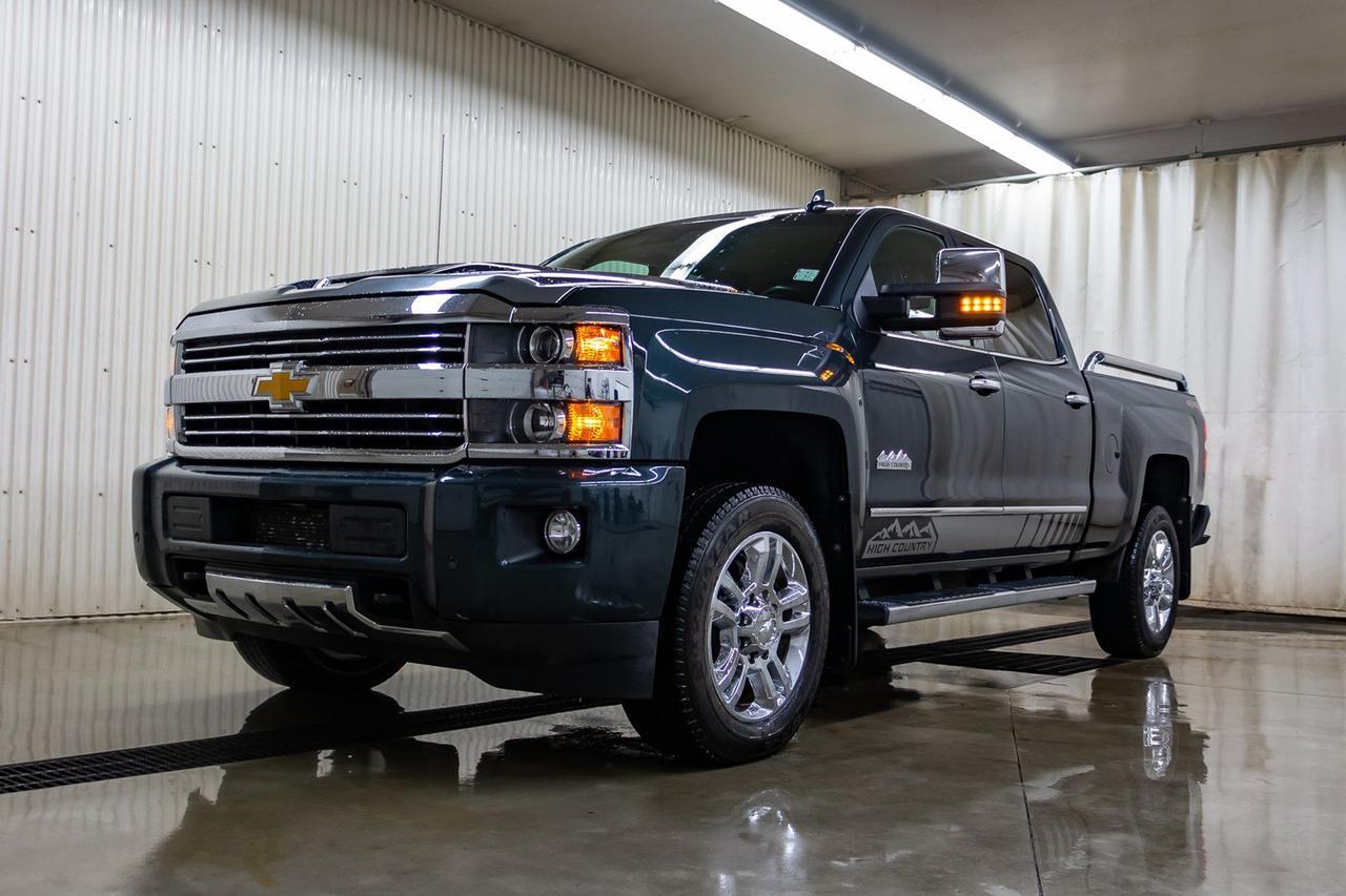 2017 Chevrolet Silverado 2500HD 4x4 Crew Cab High Country Diesel Leather Roof Nav Red Deer AB