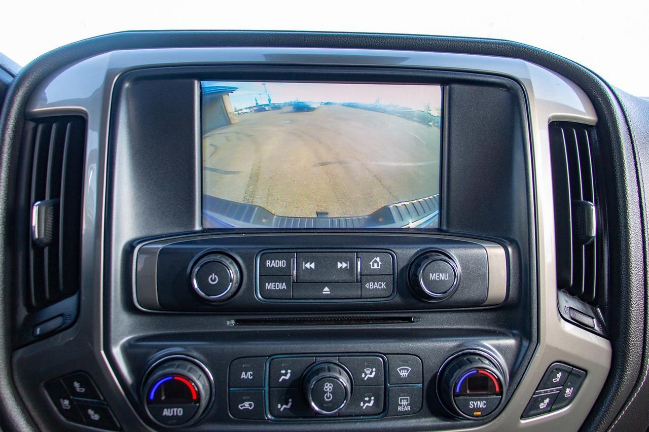 2017 Chevrolet Silverado 2500HD 4x4 Crew Cab High Country Diesel Leather Roof Nav Red Deer AB